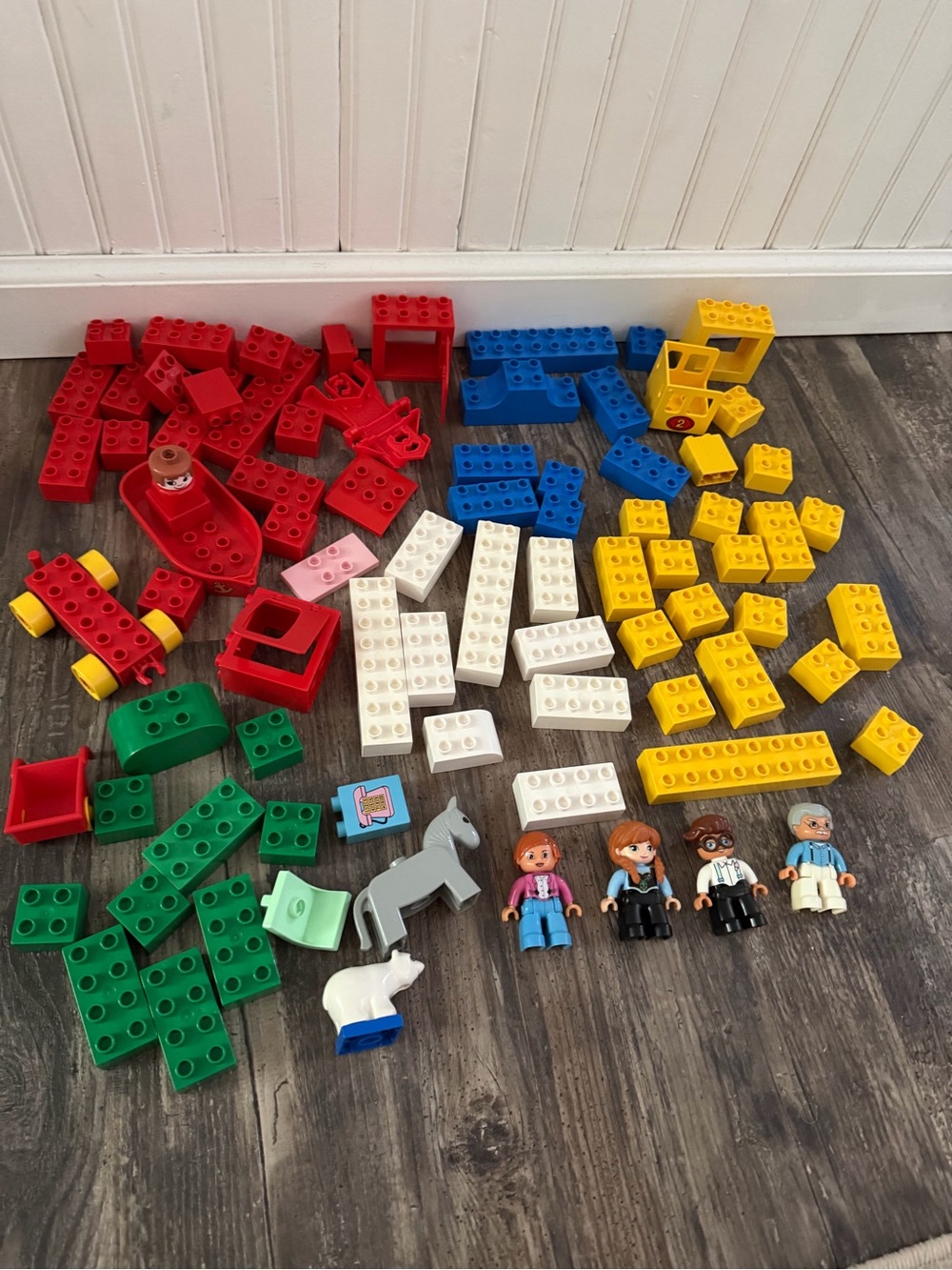 LEGO DUPLO: Boat Yard Building Set (2412) vintage and some other LEGO figures - Picture 4 of 10